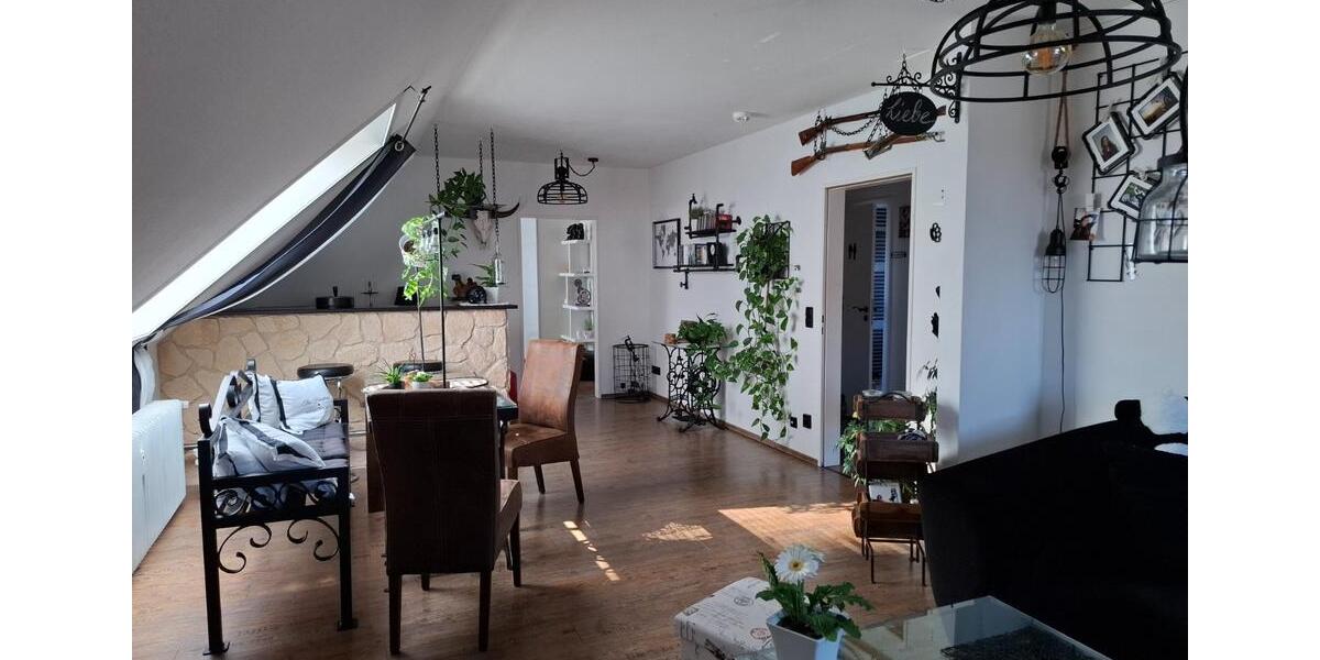 Dachgeschoßwohnung Peine Peine Kernstadt - 3 Zimmer, 78 m&sup2;, 175.000&euro; | Angebot:24381996