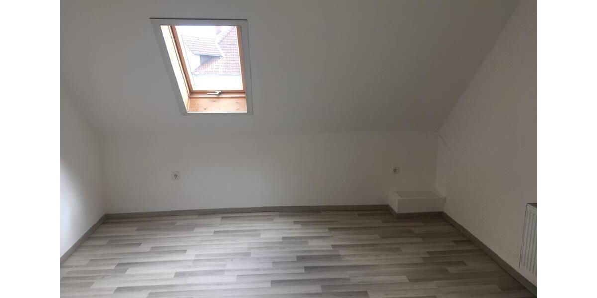 Dachgeschoßwohnung Braunschweig Westliches Ringgebiet - 2 Zimmer, 51 m&sup2;, 600&euro; | Angebot:25976401