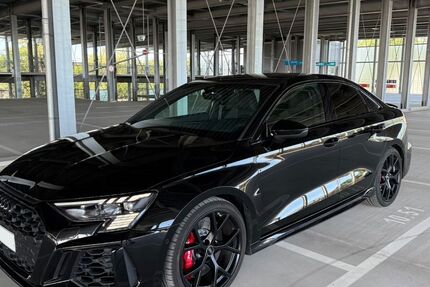 Audi RS3 52.000 km 47.990 &euro; Ilsede 31246