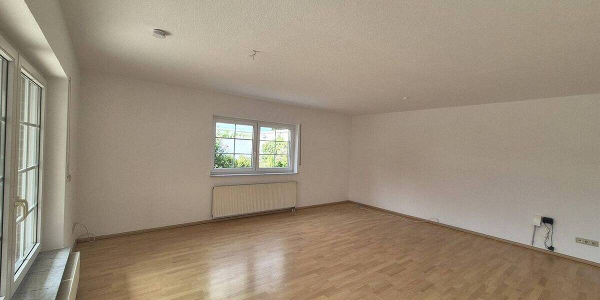 Etagenwohnung Ilsede Gadenstedt - 4 Zimmer, 135 m&sup2;, 1.250&euro; | Angebot:26794380