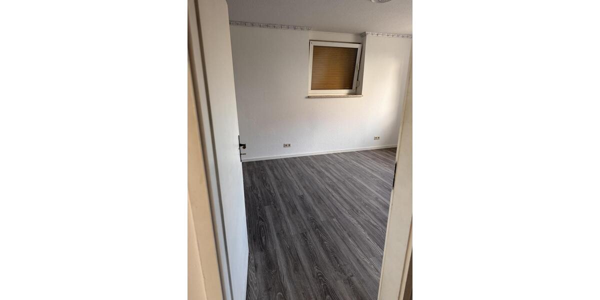 Etagenwohnung Cremlingen - 3 Zimmer, 75 m&sup2;, 150.000&euro; | Angebot:24866184