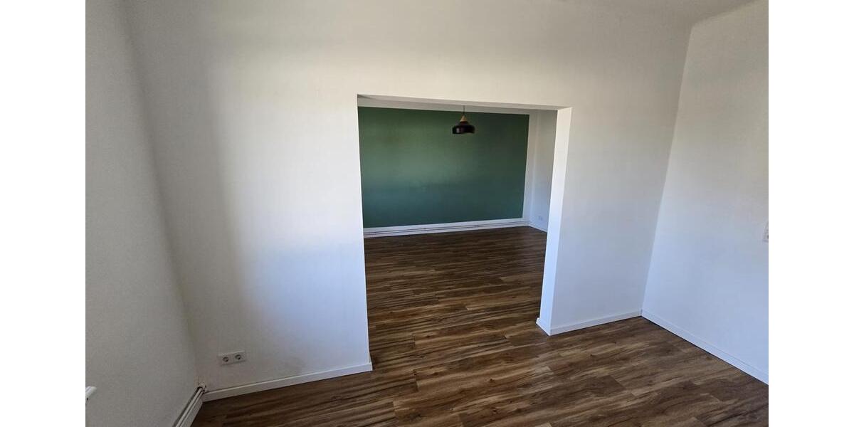 Etagenwohnung Braunschweig Wabe-Schunter-Beberbach - 3 Zimmer, 80 m&sup2;, 990&euro; | Angebot:25588638