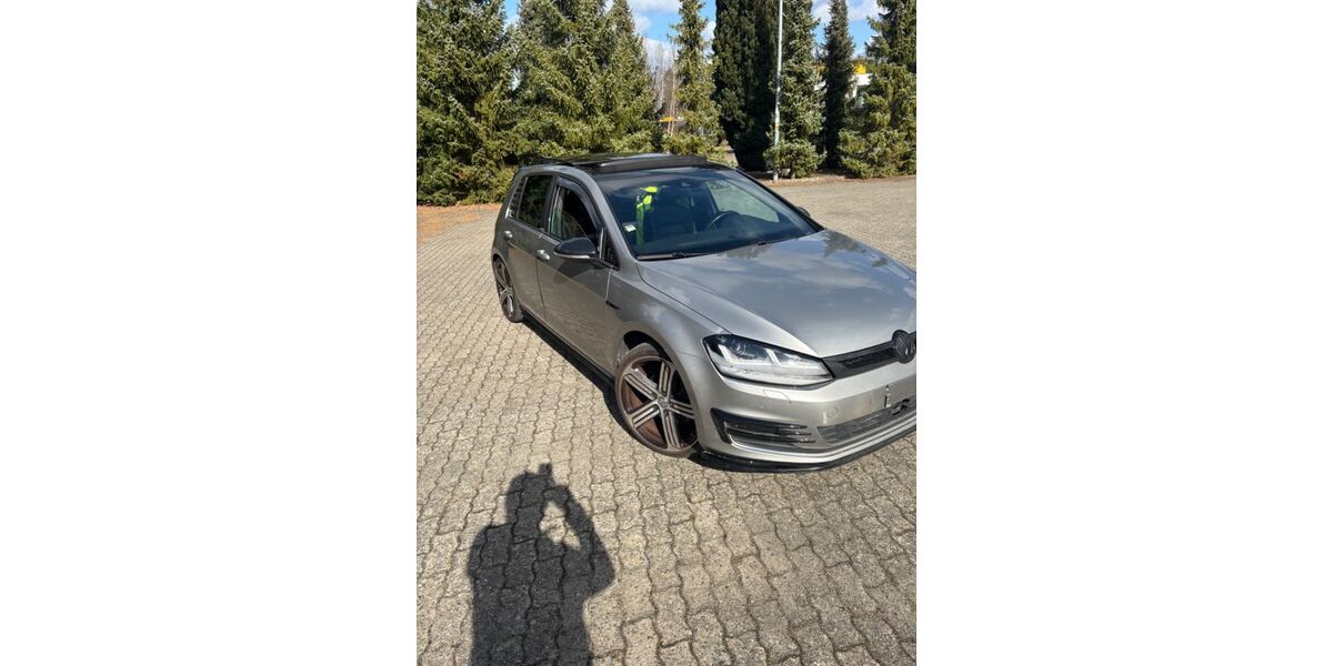 VW Golf 120.000 km 12.500 &euro; Sassenburg 38524