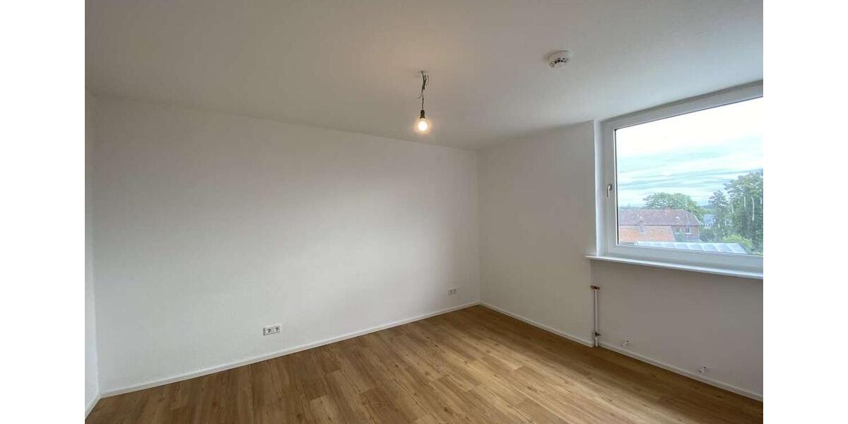 Etagenwohnung Lehre - 3 Zimmer, 70 m&sup2;, 530&euro; | Angebot:25499935