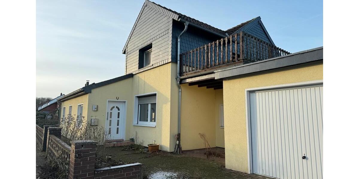 Doppelhaushälfte Ilsede - 5 Zimmer, 125 m&sup2;, 1.500&euro; | Angebot:23634702