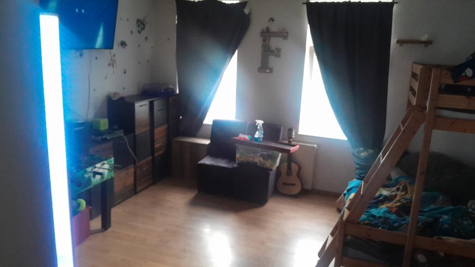 Etagenwohnung Braunschweig Östliches Ringgebiet - 4 Zimmer, 150 m&sup2;, 1.100&euro; | Angebot:26533699