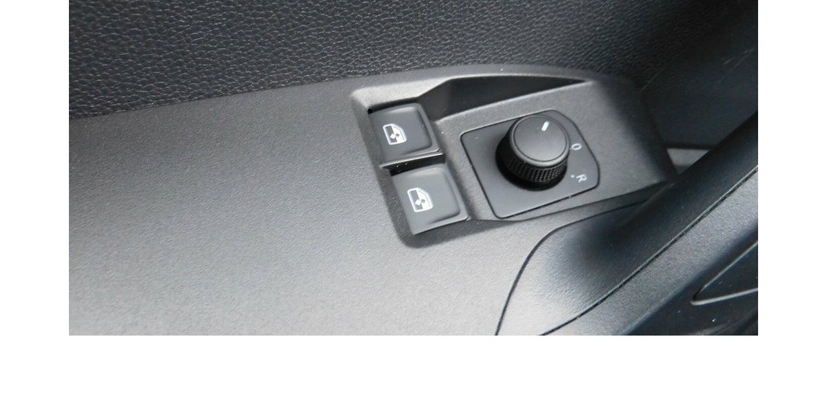 Seat Ibiza 1.0 Style TSI BMT 4Trg Navi Klima 13.700 km 15.690 &euro; Vordorf 38533