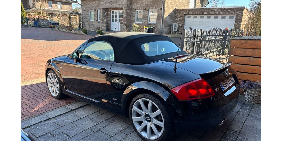 Audi TT 82.000 km 18.500 &euro; Wolfsburg 38448