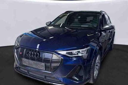 Audi e-tron 79.670 km 39.990 € Vechelde 38159