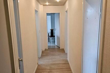 Wohnung Schwülper - 4 Zimmer, 100 m&sup2;, 900&euro; | Angebot:24854494