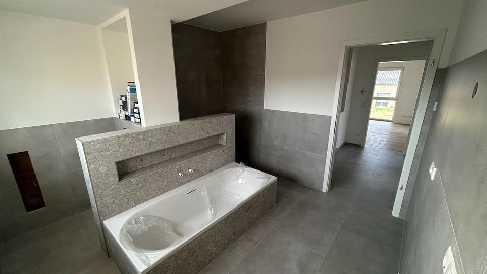 Neubau Doppelhaushälfte mit gehobener Innenausstattung 5 zimmer