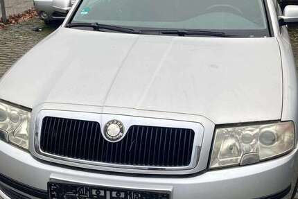Skoda Superb 240.000 km 750 &euro; Peine 31228