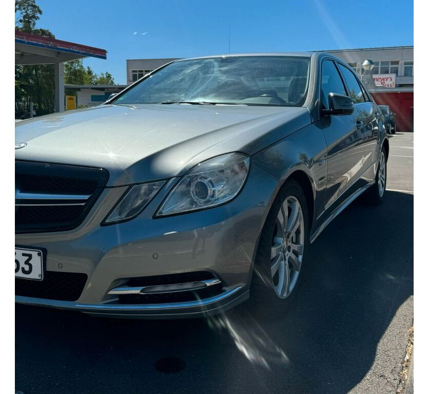 E 220