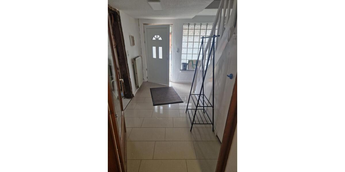 Reihenhaus Salzgitter Ortschaft Südost - 4 Zimmer, 120 m&sup2;, 300&euro; | Angebot:25563844