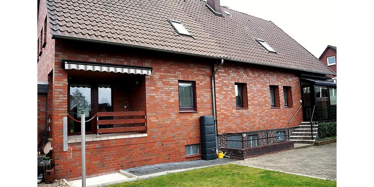 Einfamilienhaus Gifhorn - 10 Zimmer, 230 m&sup2;, 425.000&euro; | Angebot:25883179