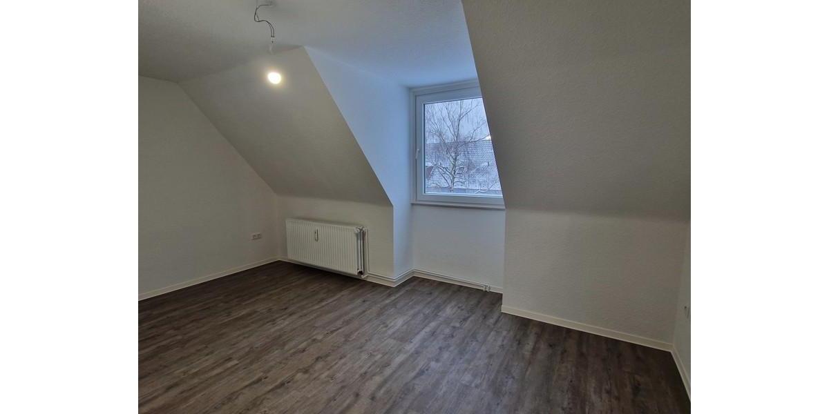 Dachgeschoßwohnung Wolfsburg Ehmen - 2 Zimmer, 40 m&sup2;, 376&euro; | Angebot:24766209