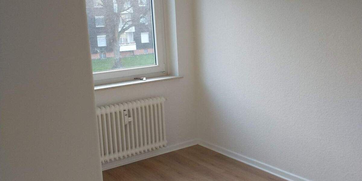 Etagenwohnung Salzgitter Lebenstedt - 3 Zimmer, 63 m&sup2;, 420&euro; | Angebot:22937577