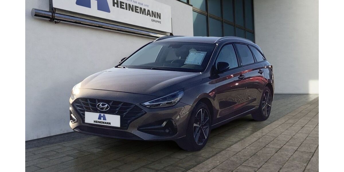 Hyundai i30 51.280 km 18.950 &euro; Salzgitter 38229