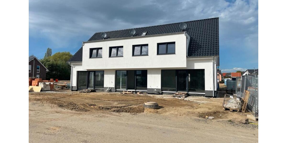 Reihenhaus Vechelde - 4 Zimmer, 105 m&sup2;, 1.400&euro; | Angebot:24741412