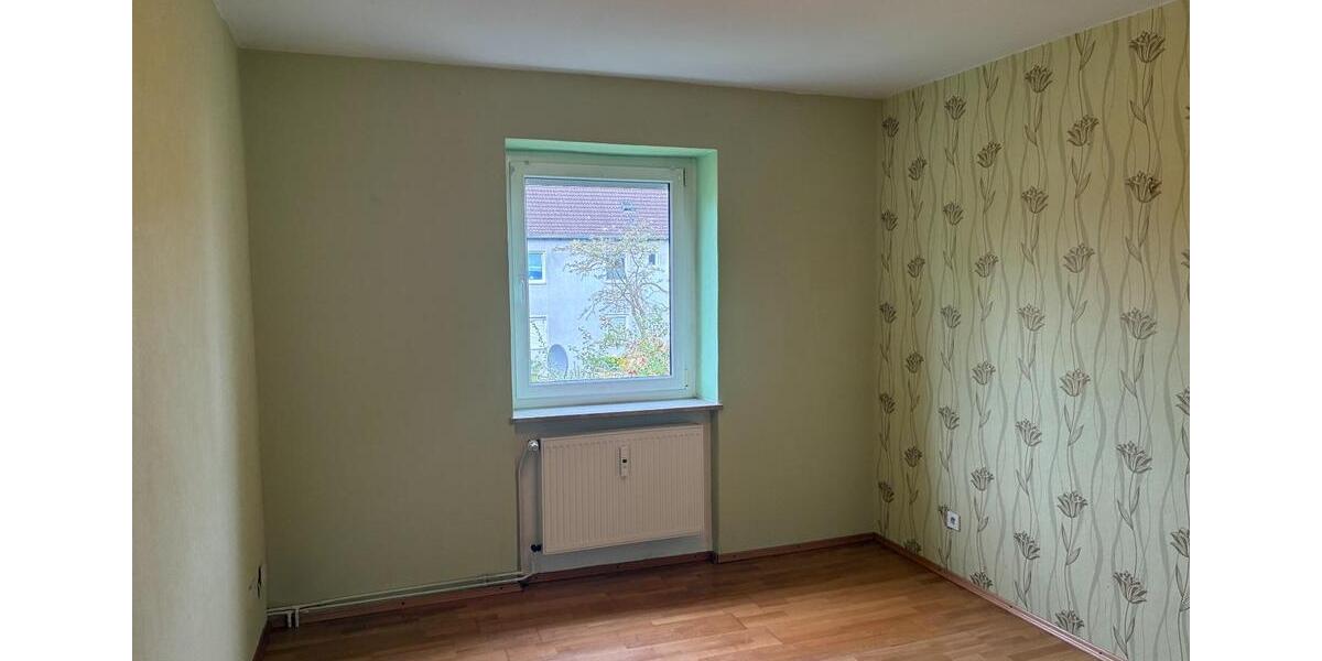 Schöne Eigentumswohnung 54qm 3 Zimmer, KücheTageslicht- Bad 3 zimmer