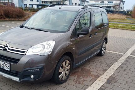 Citroen Berlingo 83.500 km 11.500 € Braunschweig 38116