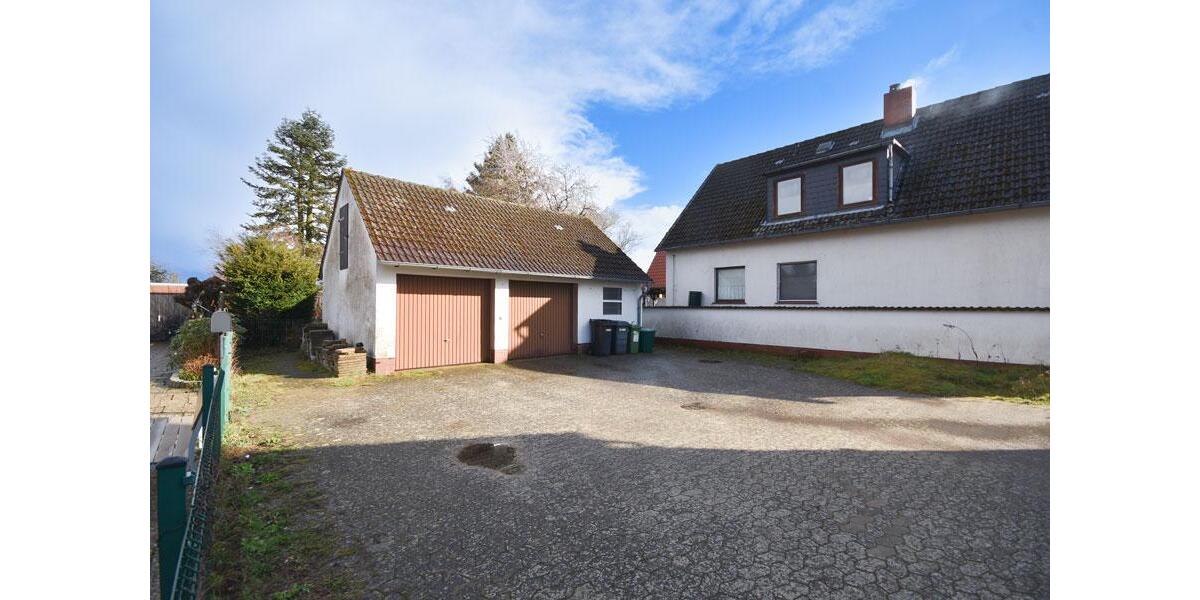 Dachgeschoßwohnung Vechelde - 4 Zimmer, 95 m&sup2;, 400&euro; | Angebot:26631030