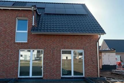 Haus Meinersen - 4 Zimmer, 125 m&sup2;, 1.450&euro; | Angebot:26366739