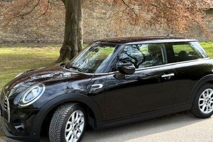 Mini ONE 31.700 km 14.700 &euro; Wolfsburg 38446