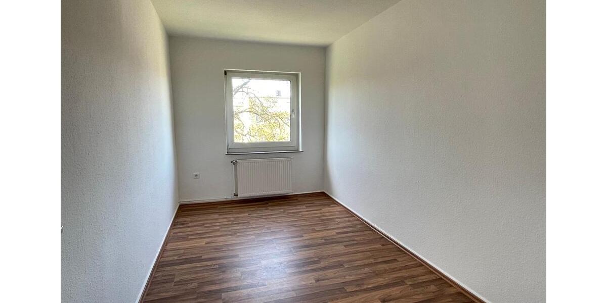 Dachgeschoßwohnung Salzgitter - 3 Zimmer, 65 m&sup2;, 395&euro; | Angebot:26068344