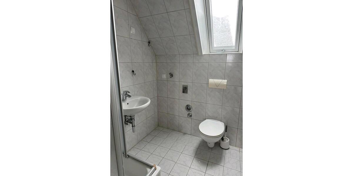 Dachgeschoßwohnung Börßum - 2 Zimmer, 47 m&sup2;, 290&euro; | Angebot:24663398