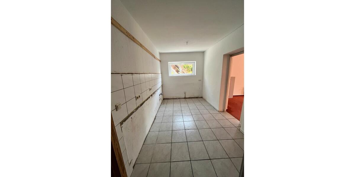 Einfamilienhaus Gifhorn - 8 Zimmer, 156 m&sup2;, 240.000&euro; | Angebot:25976893