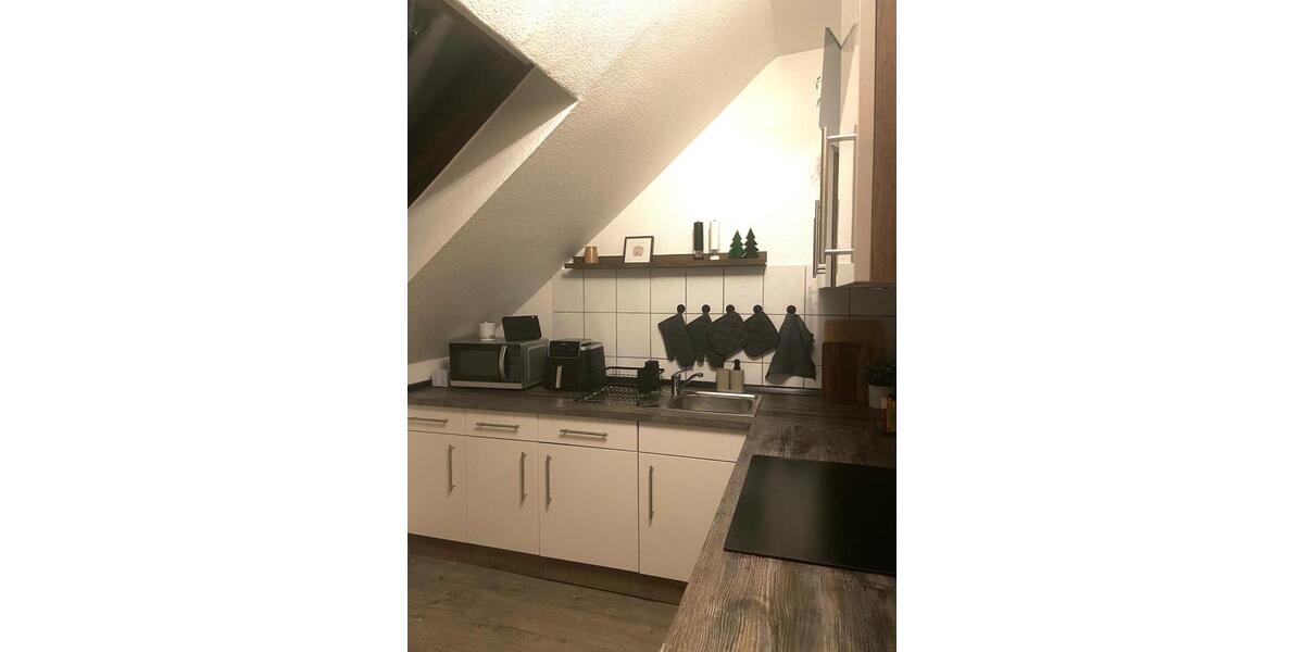 Dachgeschoßwohnung Braunschweig Wabe-Schunter-Beberbach - 2.5 Zimmer, 90 m&sup2;, 810&euro; | Angebot:24591660