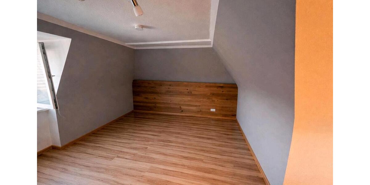 Einfamilienhaus Königslutter am Elm - 2 Zimmer, 120 m&sup2;, 1.000&euro; | Angebot:25422922