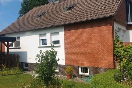 Haus Wolfsburg Almke - 8 Zimmer, 220 m&sup2;, 499.000&euro; | Angebot:25875141