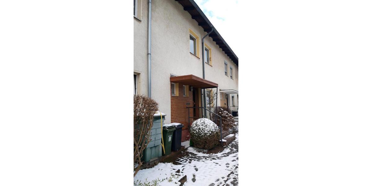 Reihenhaus Braunschweig Broitzem - 6.5 Zimmer, 85 m&sup2;, 210.000&euro; | Angebot:24783973