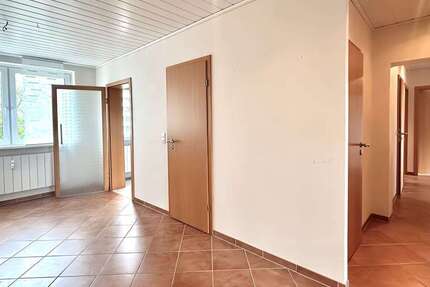 Wohnung zum Kaufen in Wolfsburg 159.000 € 90 m²