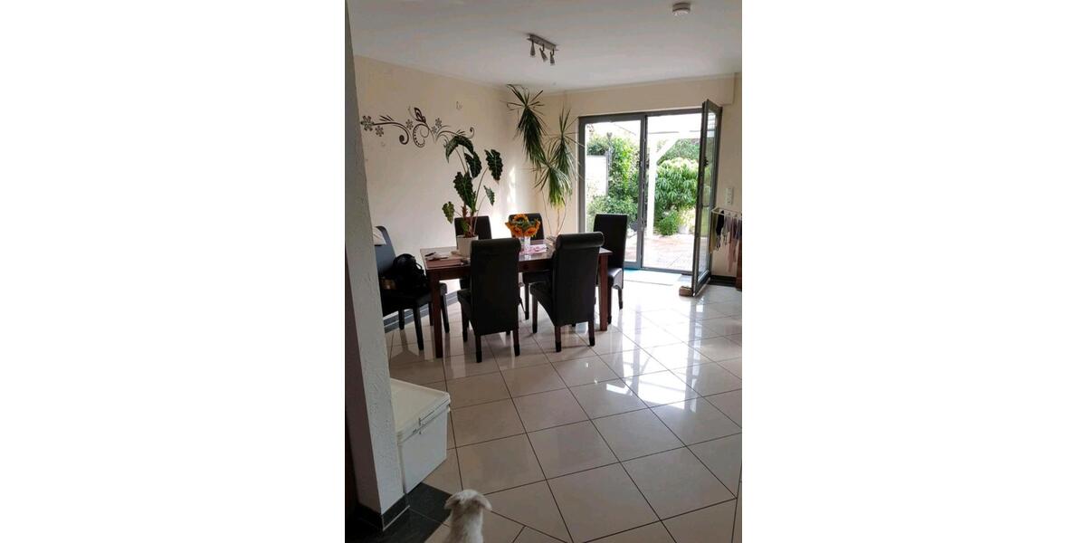 Reihenmittelhaus mit 5 Zimmern in Wolfsburg-Kreuzheide 5 zimmer