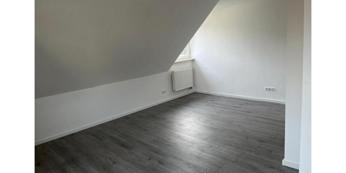 Dachgeschoßwohnung Wolfsburg Ehmen - 3 Zimmer, 68 m&sup2;, 610&euro; | Angebot:26337082