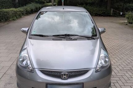 Honda Jazz 153.000 km 3.099 &euro; Braunschweig 38106