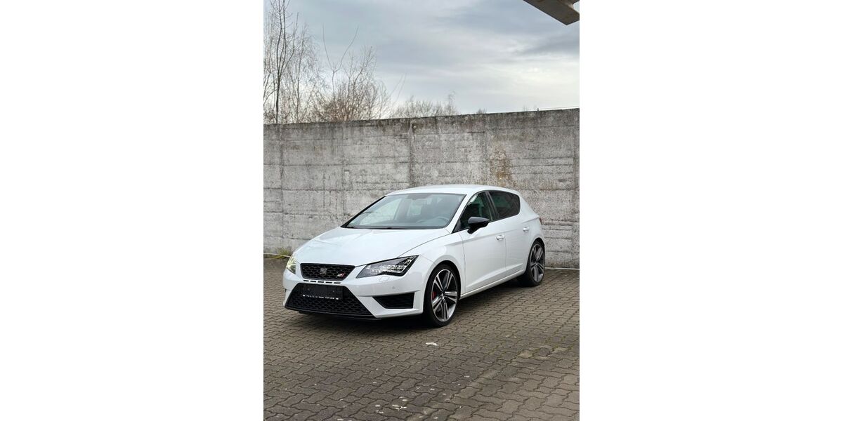 Seat Leon 223.800 km 12.299 &euro; Salzgitter 38226