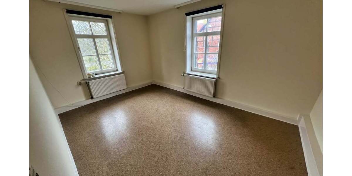 Immobilie mit vielen Möglichkeiten - Zweifamilienhaus Ilsede Groß Lafferde | Angebot:22129279