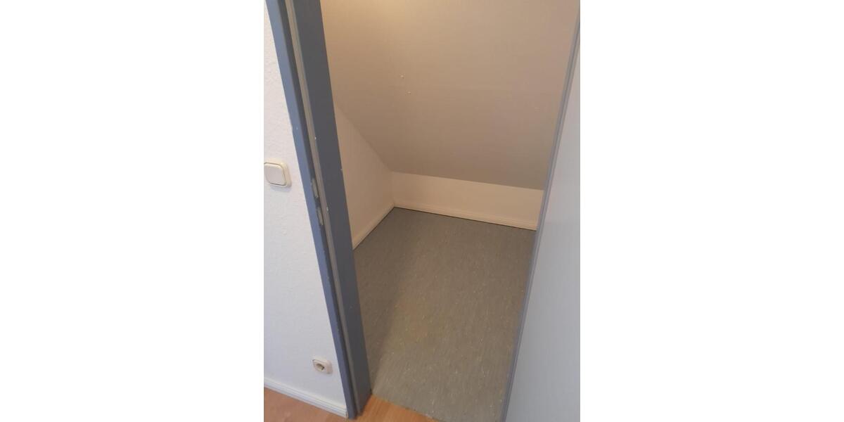 Dachgeschoßwohnung Braunschweig Wabe-Schunter-Beberbach - 1 Zimmer, 30 m&sup2;, 82.500&euro; | Angebot:25960339