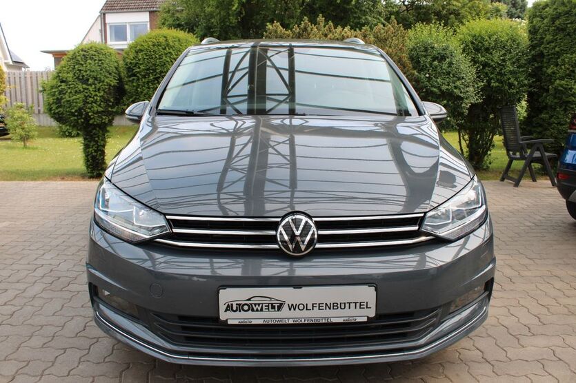 VW Touran 70.400 km 26.990 € Wolfenbüttel 38304