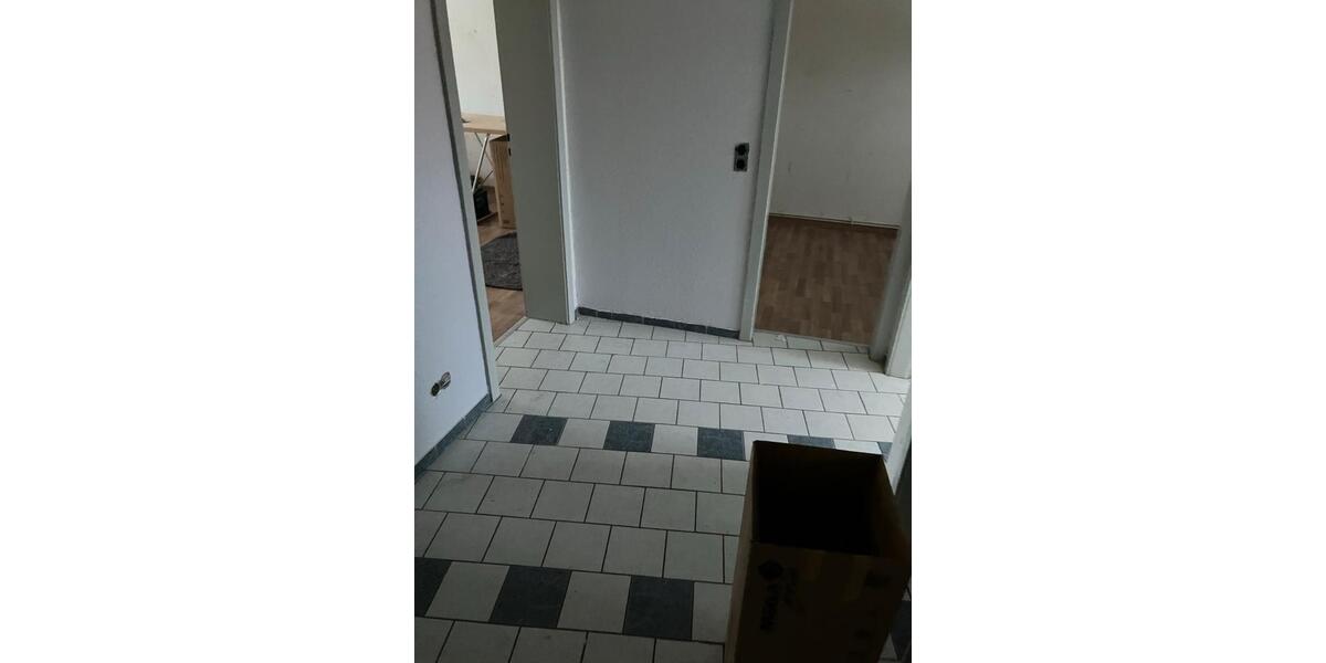 Etagenwohnung Braunschweig Broitzem - 3 Zimmer, 65 m&sup2;, 590&euro; | Angebot:24870889