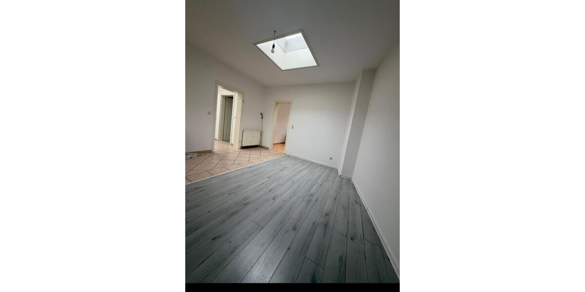 Etagenwohnung Sickte - 4 Zimmer, 110 m&sup2;, 1.090&euro; | Angebot:24625144