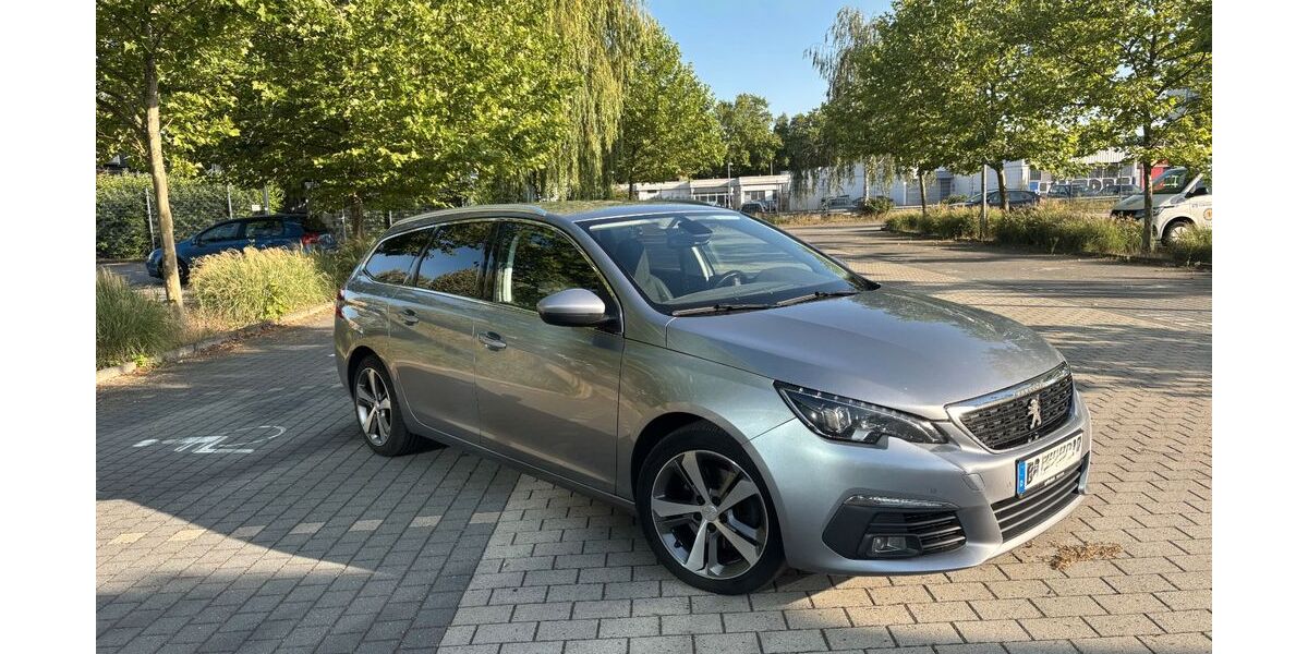 Peugeot 308 308.000 km 4.490 &euro; Braunschweig 38102
