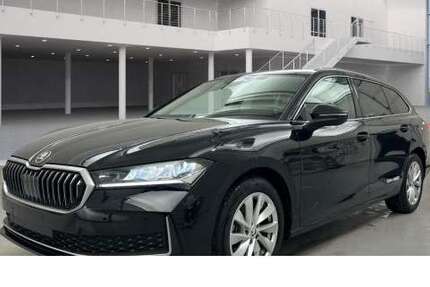 Skoda Superb 5.099 km 33.890 € Wolfsburg 38440