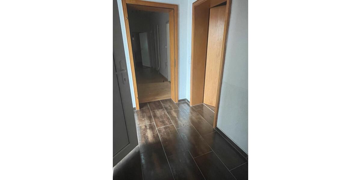 Terrassenwohnung Wolsdorf - 4 Zimmer, 100 m&sup2;, 900&euro; | Angebot:26388314