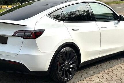 Tesla Model Y 56.334 km 34.200 &euro; Salzgitter 38228