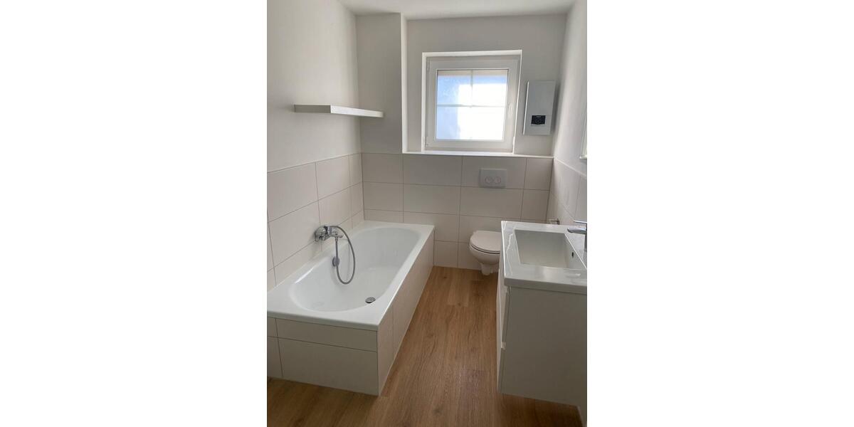 Erdgeschoßwohnung Wolfsburg Alt-Wolfsburg - 3 Zimmer, 80 m&sup2;, 895&euro; | Angebot:25904846